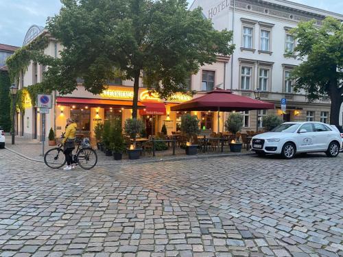 Dutch Quarter Hotel | Altstadt Hotel
