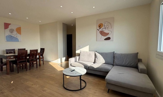 Tirana Apartamento | Altura Apartment by Kondo Stays
