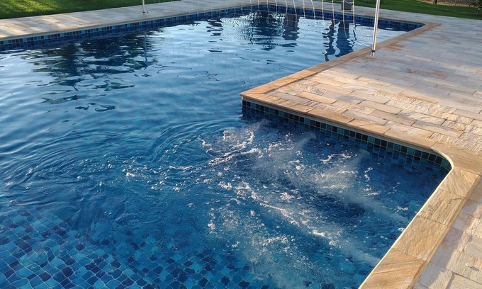 Mendonca Casa | Alugue Lindo Rancho no Terras da Barra
