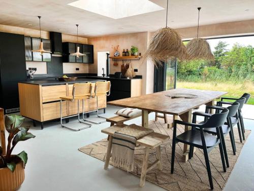 Llanfaelog Casa | Alynfa Barn House Rhosniegr