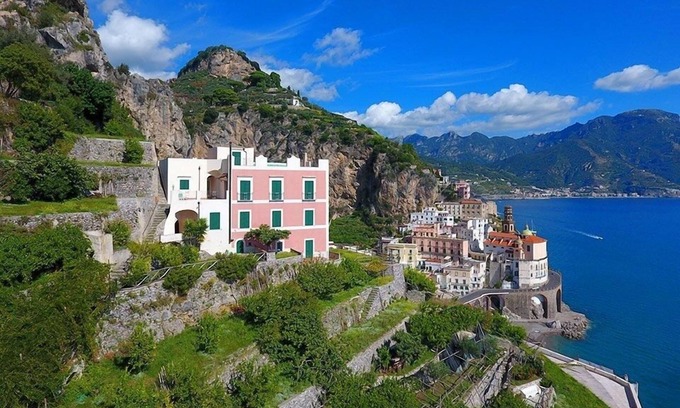 Amalfi Villa | Amalfi villa rental for 16 people - large villa on the Amalfi coast of Italy