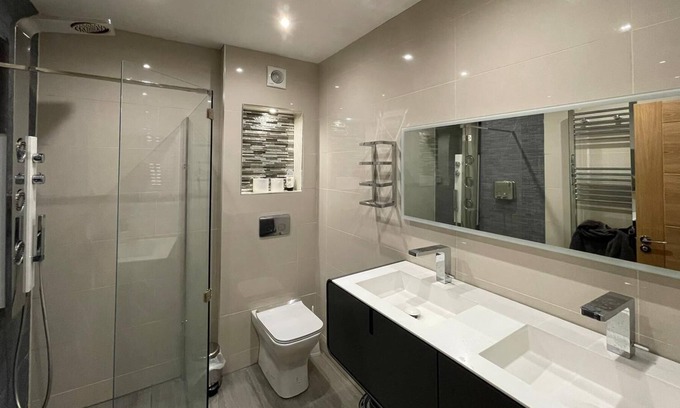 Watford Casa | Amazing 2 bedroom apartment