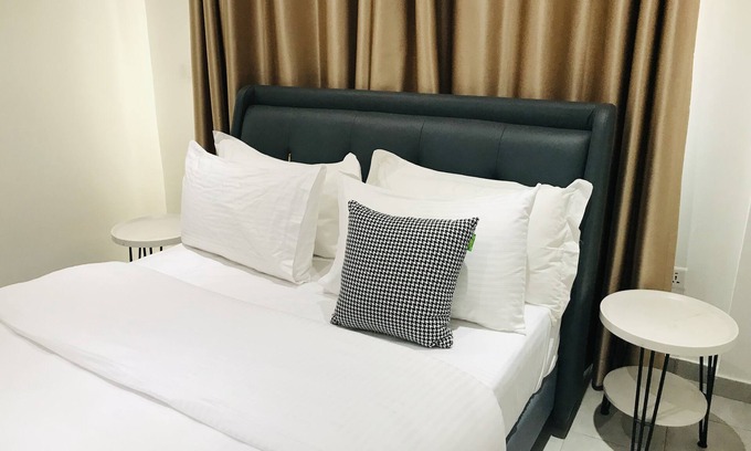 Teshie Apartamento | Amazing 2 bedrooms w/free Wi-Fi - 15 minutes from the Airport