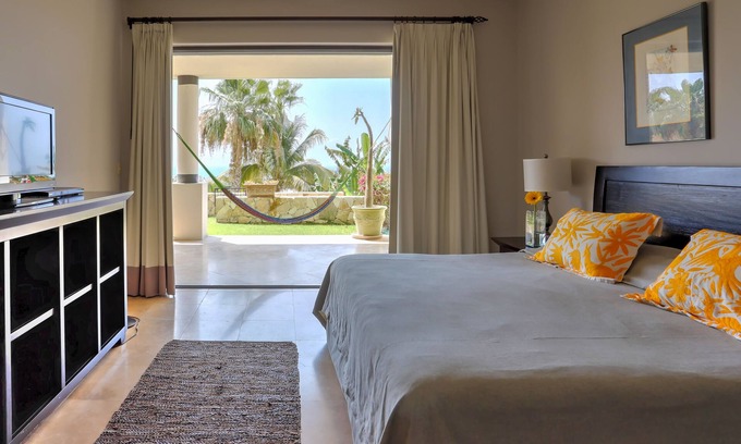 Campo de Golf Fonatur Apartamento | Increíble apartamento 2B en el condominio de lujo Alegranza, San José del Cabo.