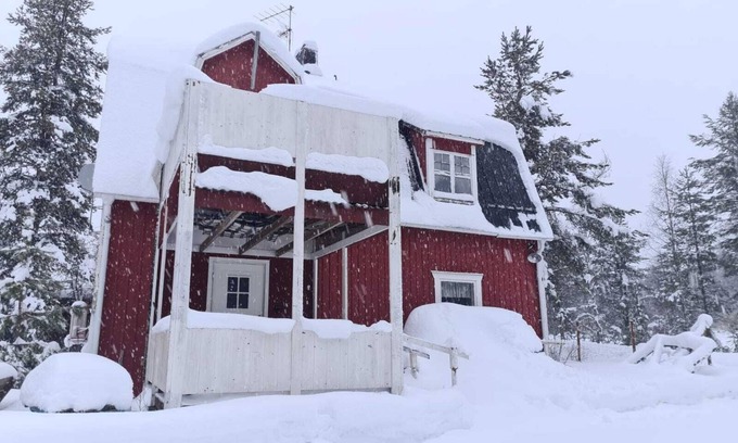 Kage Casa | Amazing 4-bedroom house with WiFi in charming Stavaträsk
