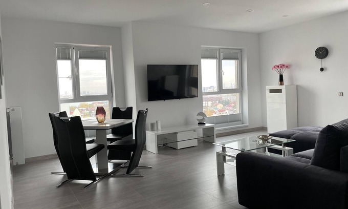 Militari Apartamento | Amazing 4 Room apartment close to the center
