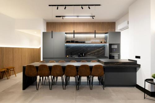 Embajadores Apartamento | Amazing 4BD en SUITE by Madrid4You Apartments