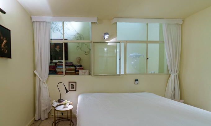 Neve Tzedek Apartamento | Amazing 4BR close to BEACH at central NEVE TZEDEK