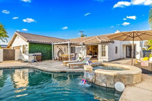 Bermuda Dunes Casa | Amazing 5BR Villa with Heated Pool