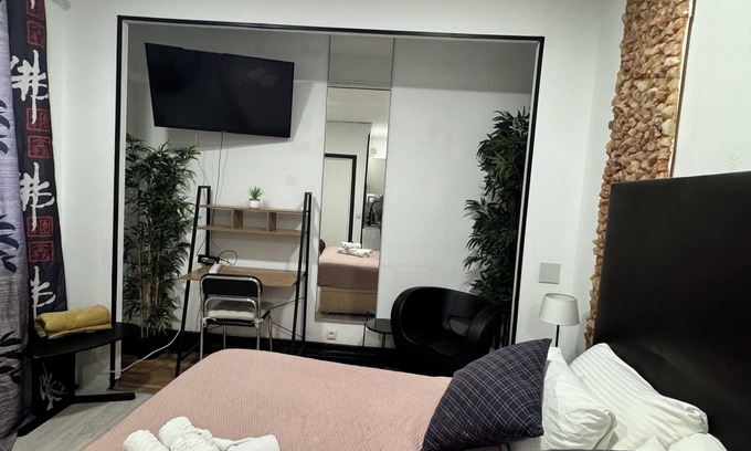 Palacio Apartamento | Amazing Apartament in Ópera