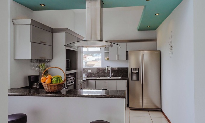 San Joaquin de Flores Apartamento | Luxury apartment with Jacuzzi, near the airport.