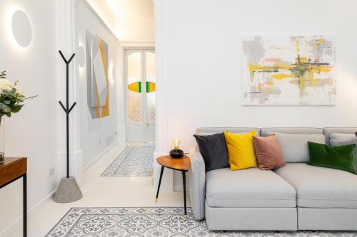 Sliema Casa | Amazing Art Deco Villa 150m to sea with Daily Housekeeping