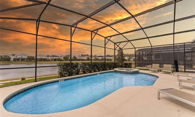 Kissimmee Complejo | AMAZING BELLA VIDA RESORT 270BD-5 BEDROOMS - 4.5 BATHROOMS - 10 PEOPLE - LAKE VIEW