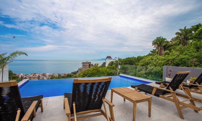 Downtown Puerto Vallarta Condominio | Amazing Casa de Caras 5