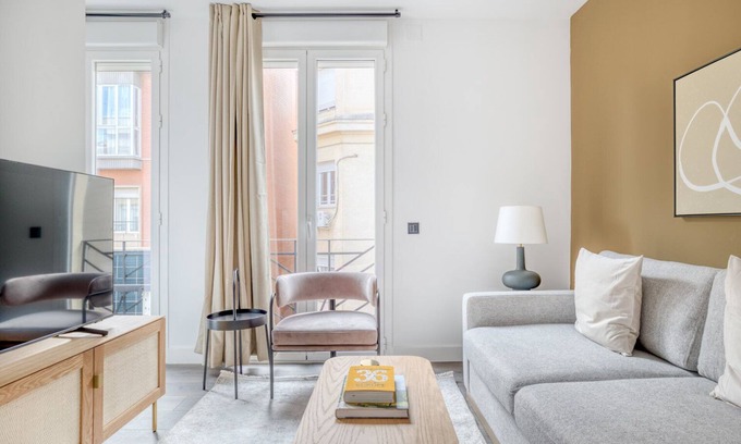 Chamberi Apartamento | Amazing Chamberi 2BR, in the heart of Madrid, by Blueground