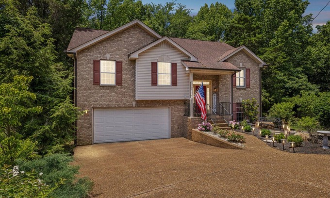 Nashville Casa | Increíble casa de entretenimiento cerca del aeropuerto y del centro