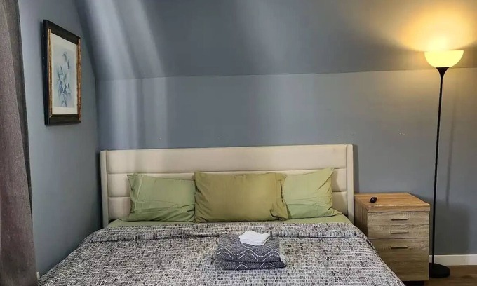 Irvington Casa | Amazing family Rooms 1