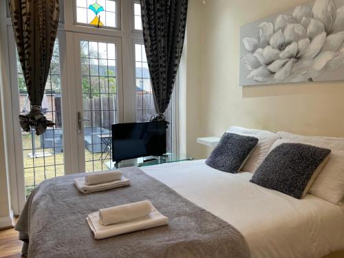 Highams Park Apartamento | Amazing Garden Studio 1 - Chingford/NE London