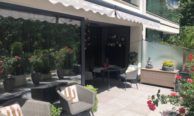 Varna Municipality Apartamento | Amazing garden terrace,fully equipped kitchen,private parking and free WiFi.