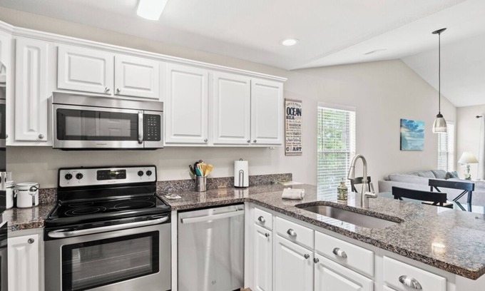 Pawleys Island Condominio | Hermosa vista al golf y al lago, cerca de la playa PI