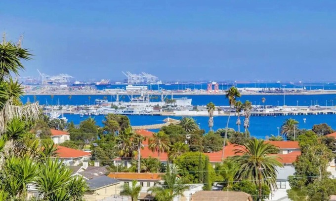 Central San Pedro Casa | Amazing Harbor VIews, 3BR /2Ba Spanish Style, Minutes to Beach and Cruise Ports!