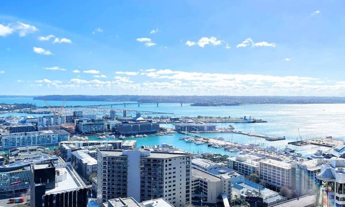 Auckland Central Business District Apartamento | Amazing Harbour & Sea View 2Bd & 2Bth with Aircon Near Skytower & Britomart