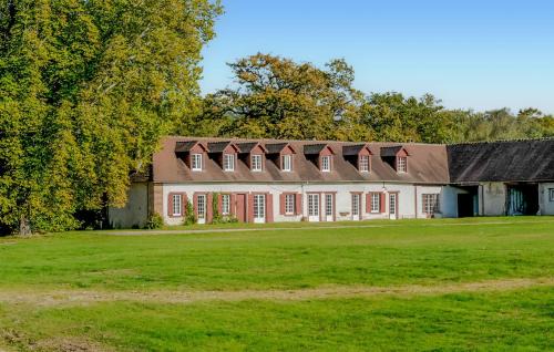 Ligny-le-Ribault Casa | Amazing Home In Ligny Le Ribault