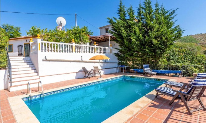 Iznate Casa | Amazing Home In Iznate