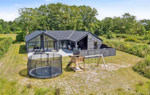 Kramnitse Casa | Amazing Home In Rødby With Wifi