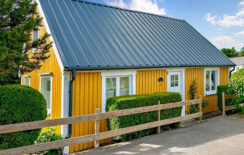 Vastra Karup Casa | Amazing Home In Västra Karup With Wifi