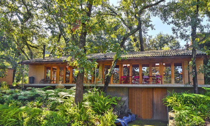 Valle de Bravo Casa | Asombrosa casa con lago privado en Valle de Bravo
