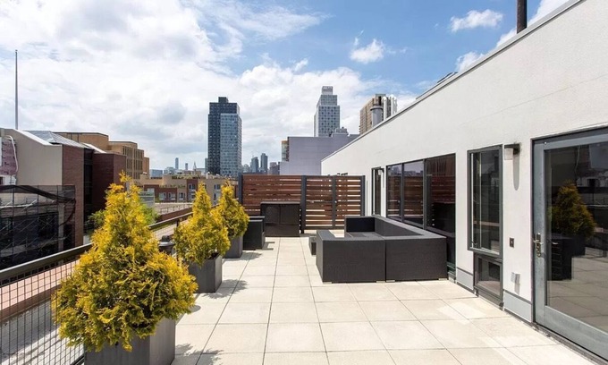 Hunters Point Apartamento | Amazing Hunters Point Studio - Access to BK/NYC - Hidden Gem