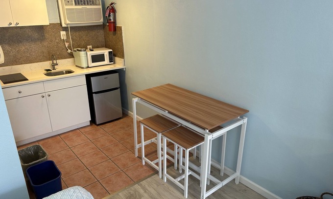 Cape May - Wildwood Apartamento | Amazing location 2 min from the beach and boardwalk!