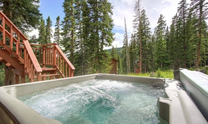 Quandary Village Casa | AMAZING MTN VIEWS!Hot Tub!Pets!Game Room!Sauna!Fitness Equipment!Near Trails!