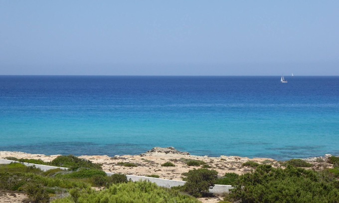 Formentera Casa | VIVIENDA CON ACCESO DIRECTO AL MAR