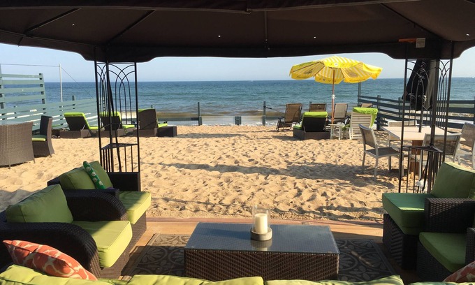 Misquamicut Casa | Amazing Ocean Front 2 Story Home, a pasos del agua