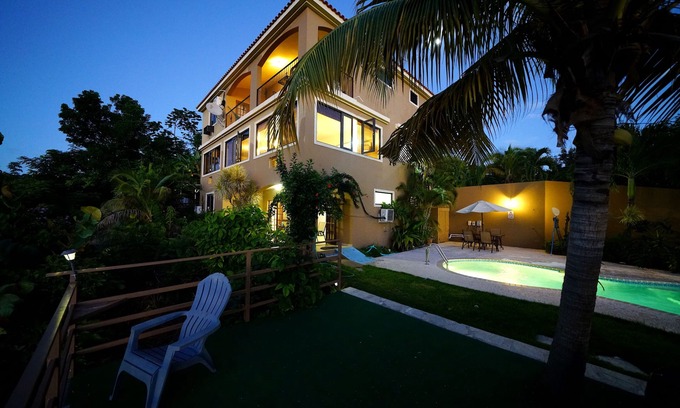 Calvache Villa | Increíble Villa con vista al mar en Rincón, Puerto Rico