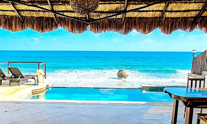 Isla Mujeres Casa | Amazing Oceanfront/Beachfront home on the Caribbean!