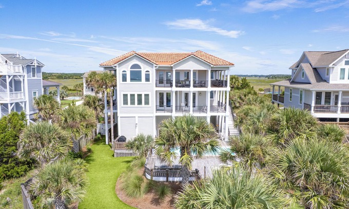 Holden Beach Casa | Amazing Oceanfront Resort