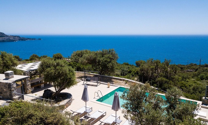 Agios Vasileios Villa | Villa con increíbles vistas al mar, total privacidad y piscina privada. ¡A 2 km de la playa!