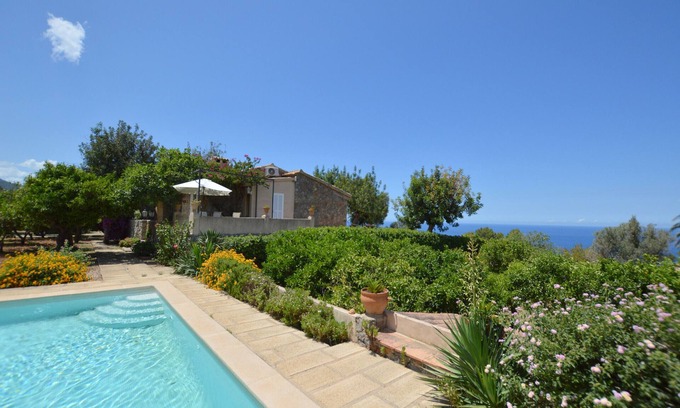 Alconasser Chalet De Esquí | Increíbles Vistas al Mar entre Deià y Sóller (A3)