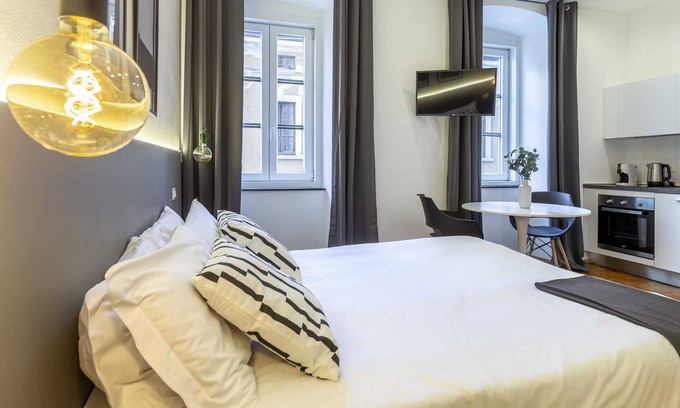 Trieste City Centre Apartamento | Amazing Studio in the City Center ★ Fast Wifi