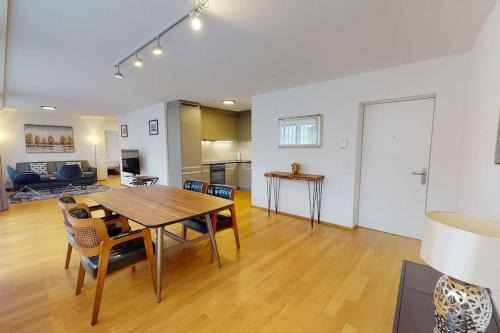 Sihlfeld Apartamento | Amazing/sunny 2 bedroom flat in the city center (West 6)