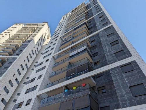 Kiryat Gat Apartamento | Amazing Tower apt at karmei Gat- perfect familly vacation