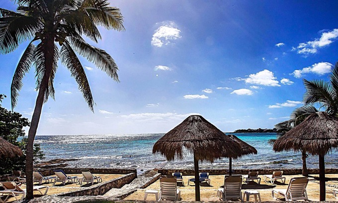 Akumal Condominio | Increíble vista frente al mar con 2 piscinas, limpieza diaria