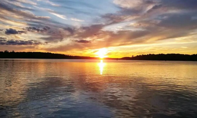 Lake Tomahawk Condominio | Amazing Views! 2 BR 8-person Condo overlooking Lake Tomahawk, Dock Slip included