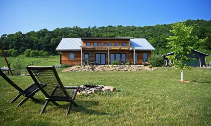 Stark Otro | Amazing Views at this Modern Retreat on 5 Acres. Superhost on AirBnB!