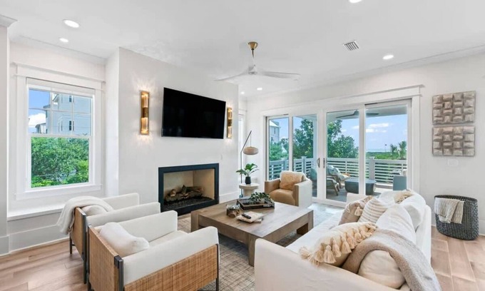 Inlet Beach Casa | Amazing Views | Elevator | Private Pool | 6 Bikes