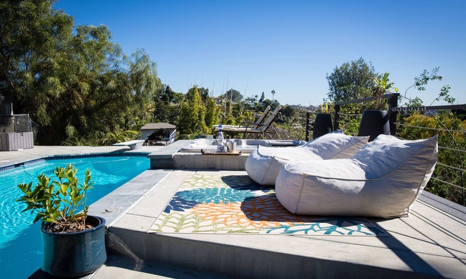 Solana Beach Casa | Amazing Views with Heated Pool and Jacuzzi Near Beach
