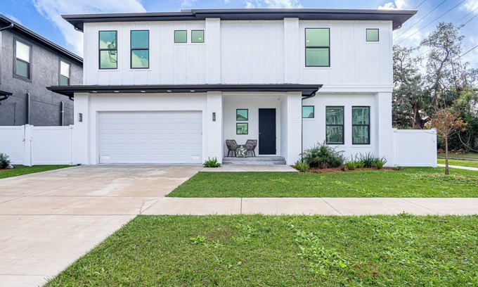 Port Tampa City Casa | Amazingly Beautiful Elegant Newly Built Tampa Home